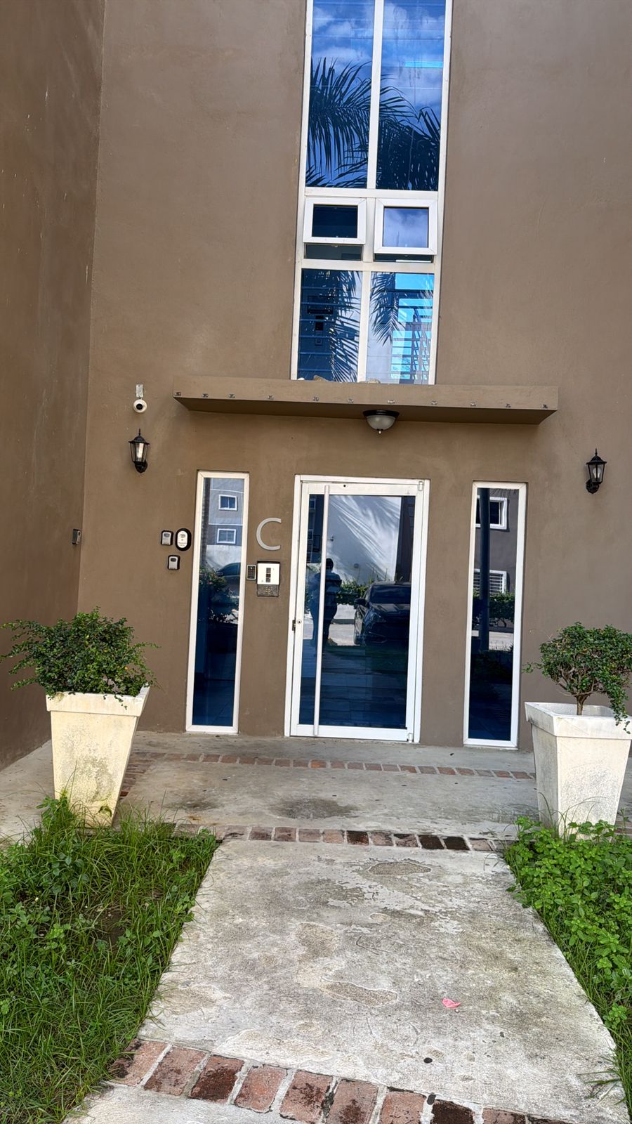 Se renta y se vende hermoso penthouse totalmente amueblado